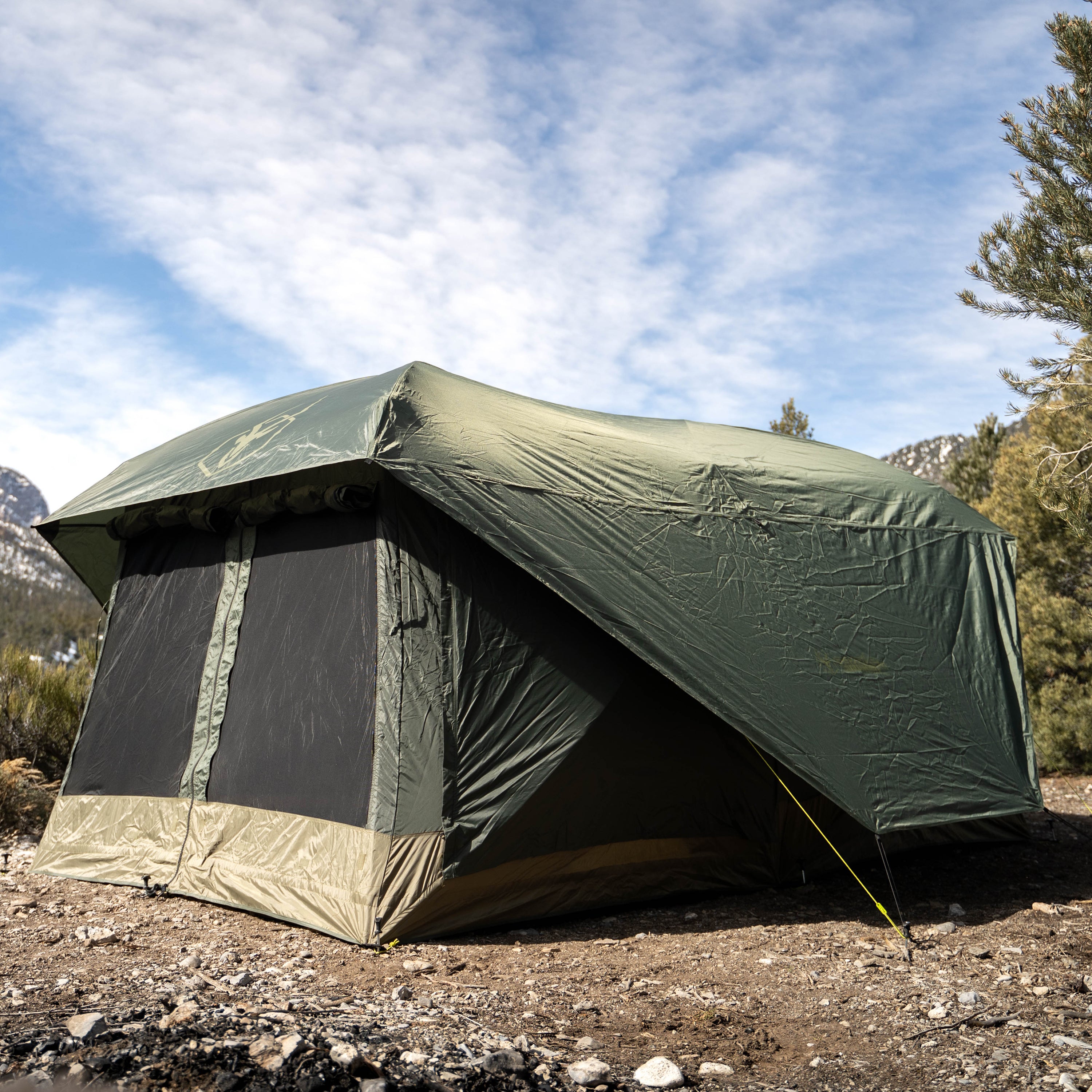 tent plus Gazelle Tents T4 Plus Hub Tent Overland Edition, Alpine Green